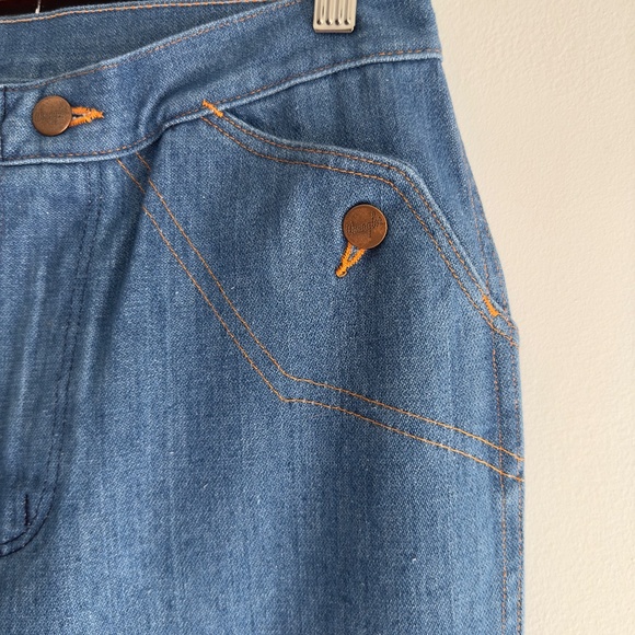 70s Vintage Medium Wash 100% Cotton Sanforset Wide Leg Wranglers Made in the USA - Picture 6 of 9